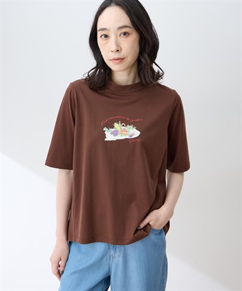 【ひやさらコットン】モックネックベジタブルプリント5分袖Tシャツ【綿100％・接触冷感・UVカット】(ブラウン-M)