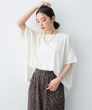 【anyfee/大きいサイズ】着てサラバックタックフレアTシャツ/チュニック《接触冷感・UVカット》(オフホワイト-LL)